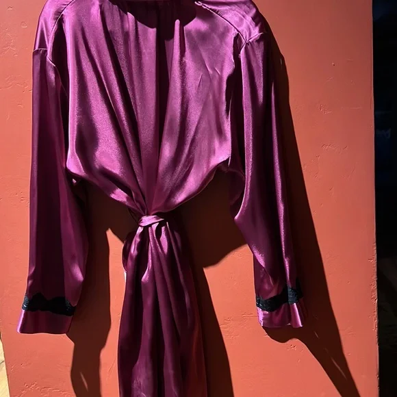 Delicates Short Robe Large - Picture 6 of 7